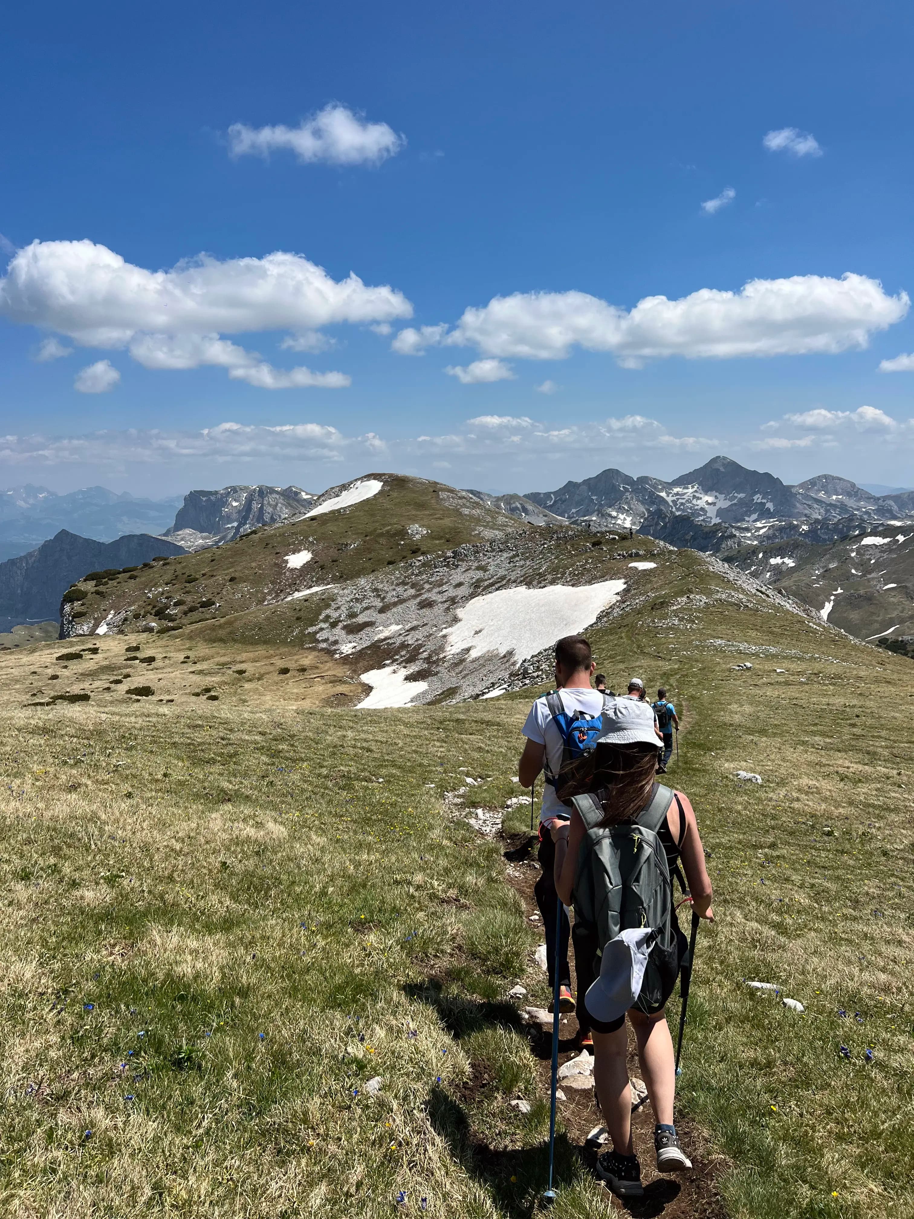 Ekipa ide na Maglić