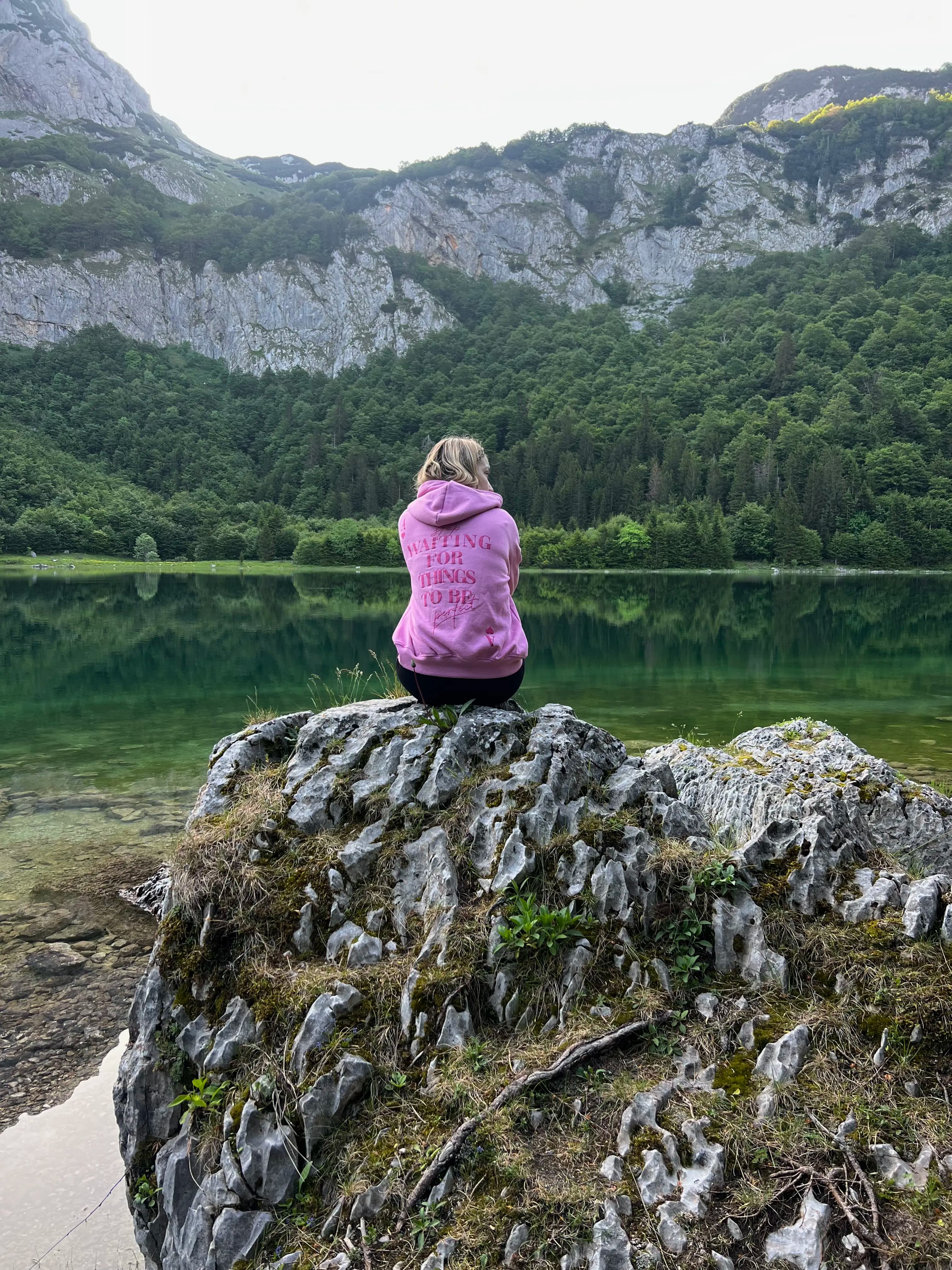 Jutro na Trnovačkom jezeru